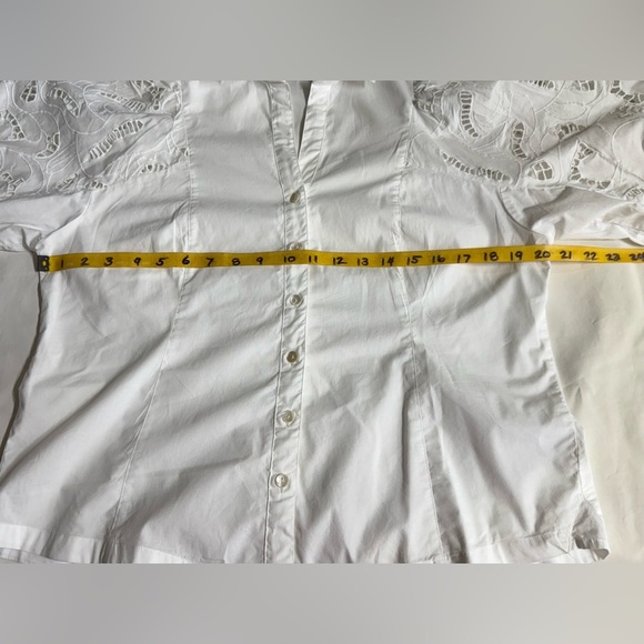 NIC+ZOE White puff eyelet sleeve button down top size L - Picture 12 of 15